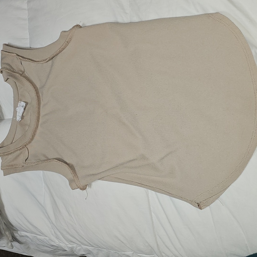 Live In The Moment Tan Ribbed Tank Top. Super Cute